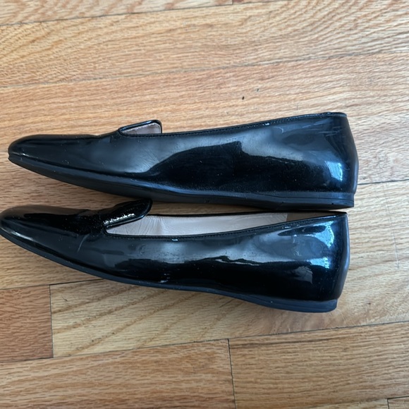 Prada flat - Picture 4 of 5